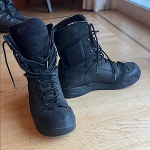 Danner Men's Black Lace-Up Boots